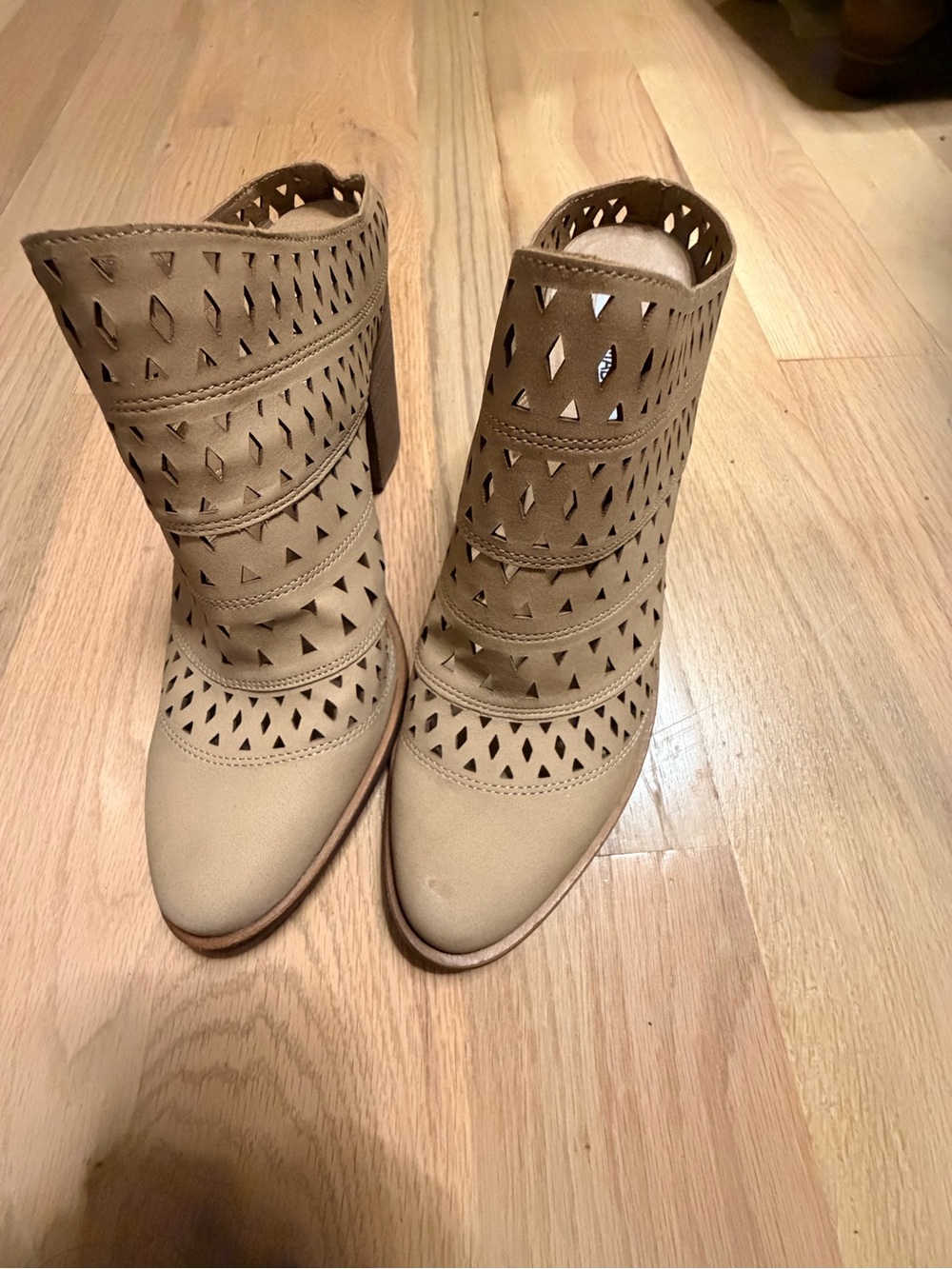Steve Madden Women's Harmony Leather Mules- Stylish Tan  Cutout Heels